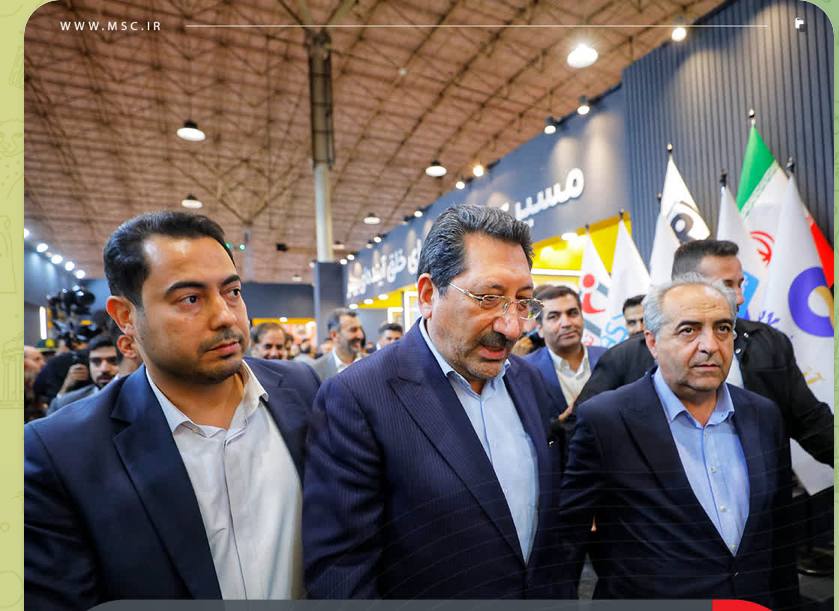 بازدید وزیر صنعت، معدن و تجارت از غرفه شرکت فولاد توانآور آسیا در جریان برگزاری نمایشگاه متافو تبریز