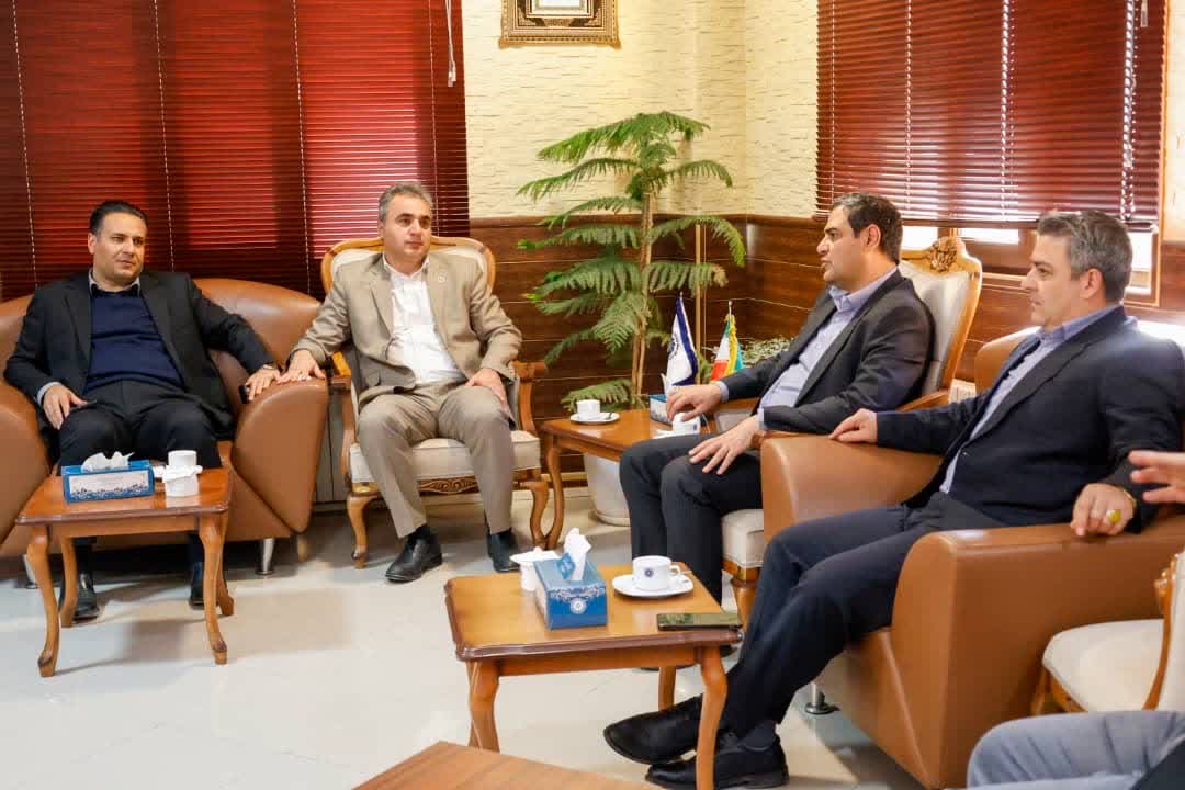 بازدید مدیرعامل فولاد توانآور آسیا از اتاق بازرگانی چهارمحالوبختیاری