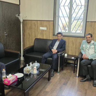 بازدید معاون توسعه مدیریت و منابع استانداری چهارمحال و بختیاری از شرکت فولاد توان‌آور آسیا