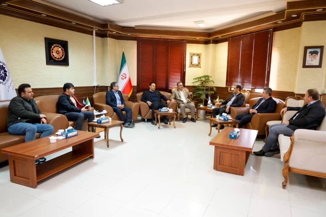 بازدید مدیرعامل فولاد توانآور آسیا از اتاق بازرگانی چهارمحالوبختیاری